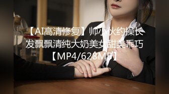 最新福利青春无敌推特9万粉极品可甜可盐大奶小可爱【崽崽】520VIP群私拍，超市车场大街上露出，抖音风裸舞，道具紫薇 (7)