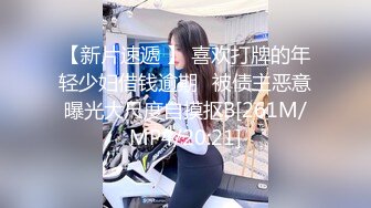 哺乳期人妻的诱惑，有露脸性感好身材，逼逼特写跟狼友互动聊天听指挥，翘挺的奶子挤奶水给狼友喝精彩刺激