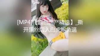 大胆坑神专门挑选年轻漂亮妹子多的场所下手拍完进出的露脸全身再拍方便时的私处非常牛逼的大神