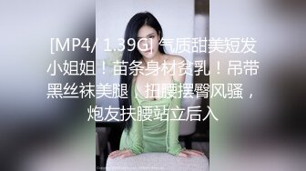 古装装扮气质女神，全裸自慰热舞扭动，双手搓奶